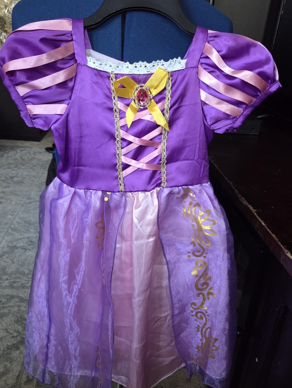Princess Rapunzel costume dress gown 4/5